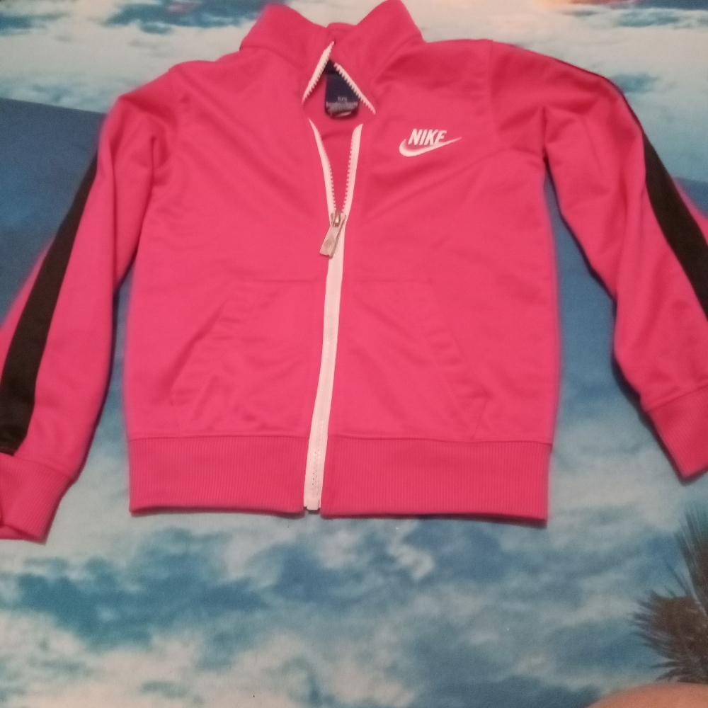 Nike zip up jacket (kids) Pink. Worn 2X. Clean. Girls size S/5.